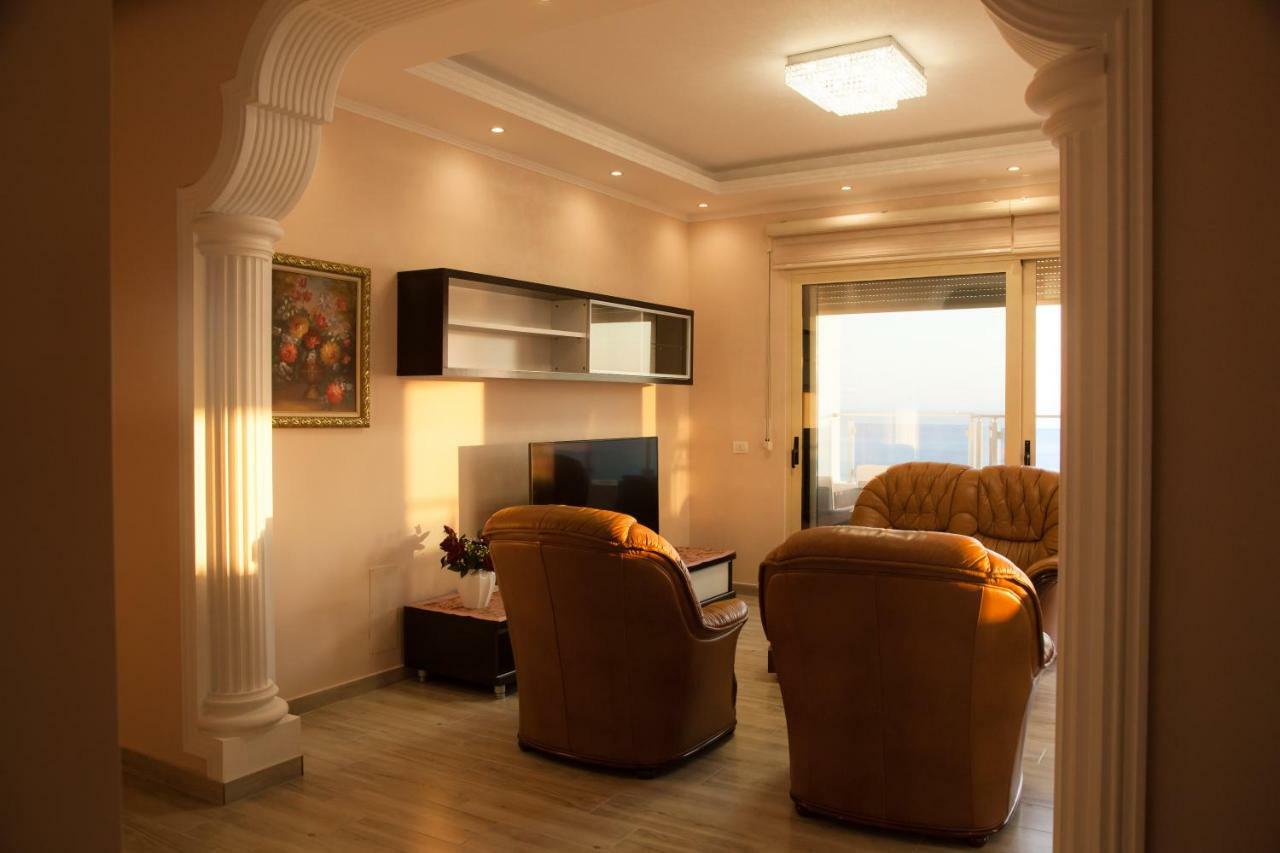 Adriatic Seaview Apartment Durrës Eksteriør billede