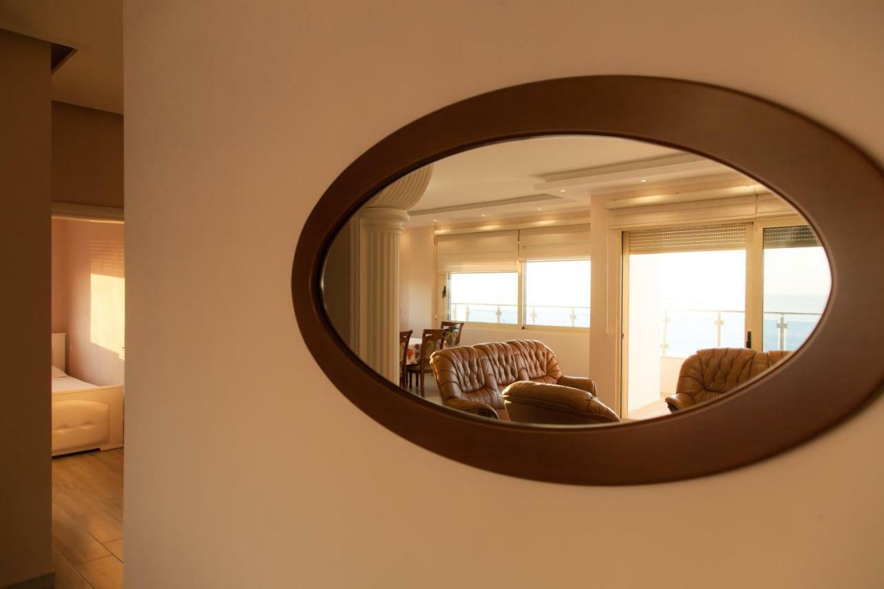 Adriatic Seaview Apartment Durrës Eksteriør billede